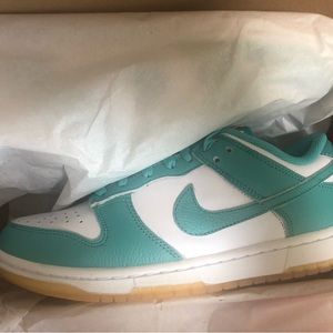 Women's Nike Dunk Low Teal Zeal Sneaker Size 9W/7.5 Men Shoes